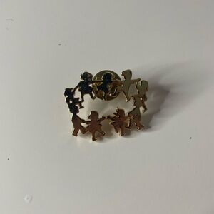 Friendship Circle Pin Boys Girls, Stamped CTPM, Gold Tone 1.25” Wide Collectible